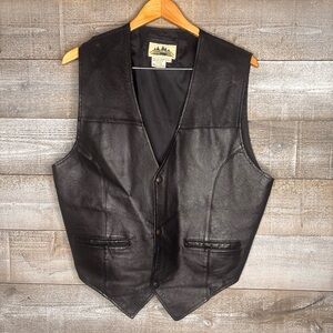 Timber Trail Men's vintage Black 100% Leather motorcycle Vest